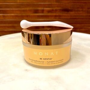 Monat Be Gentle Nourishing Moisturizer
